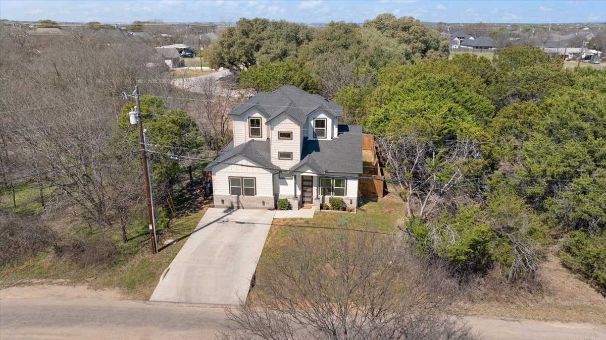 5511 Black Pine Circle Granbury TX 76048