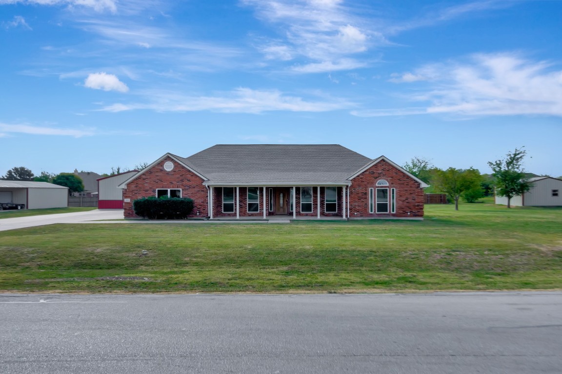1609 N County Road Fort Worth TX 76179