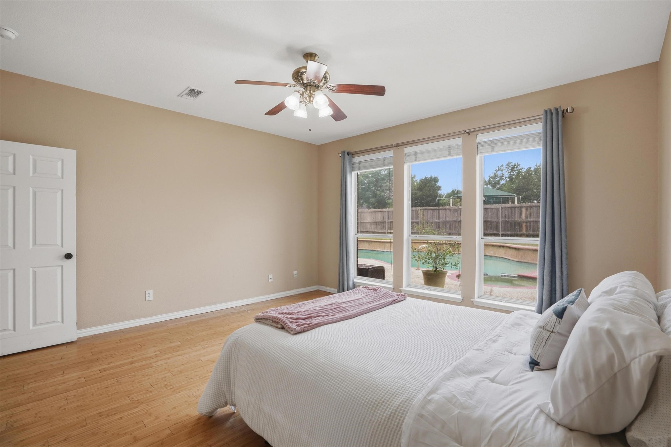 3209 Palos Verdes Drive Corinth TX 76210
