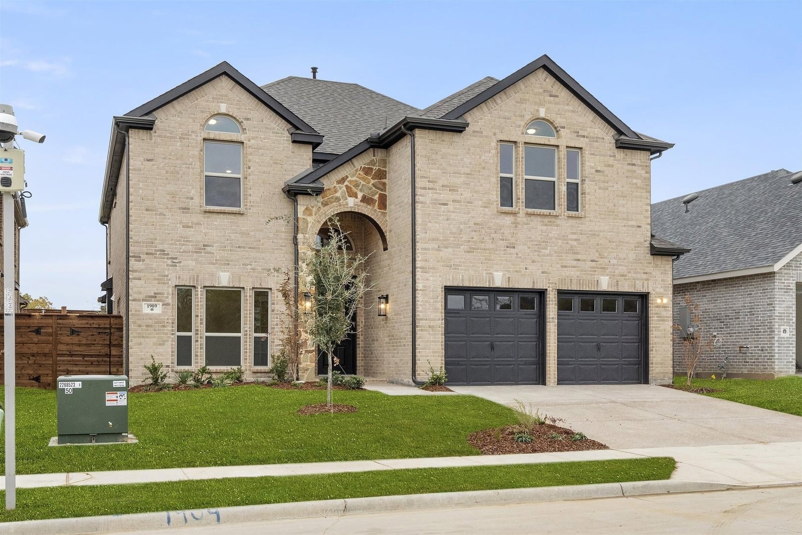 1909 Fall Creek Cove Mesquite TX 75181