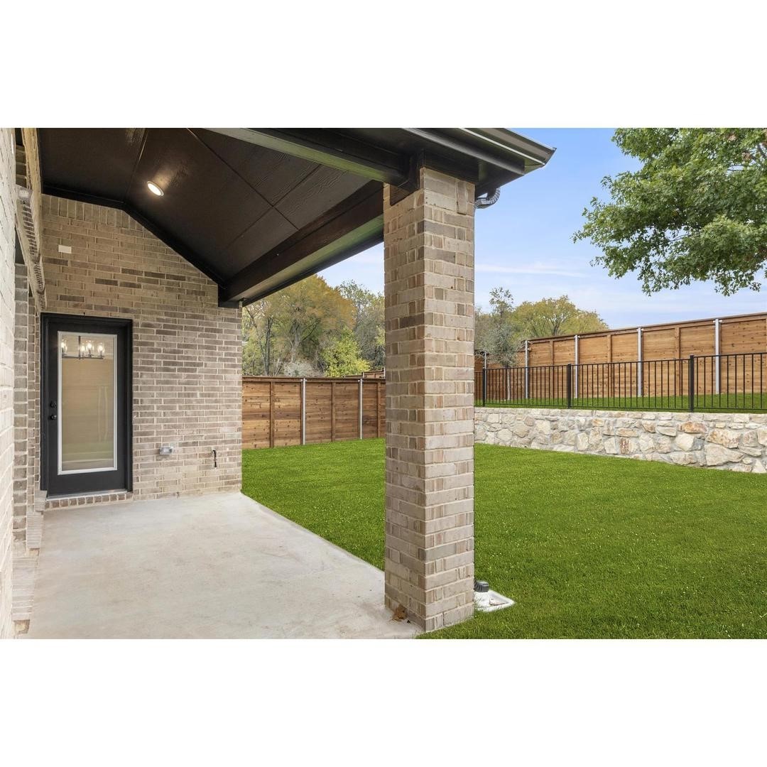 1909 Fall Creek Cove Mesquite TX 75181