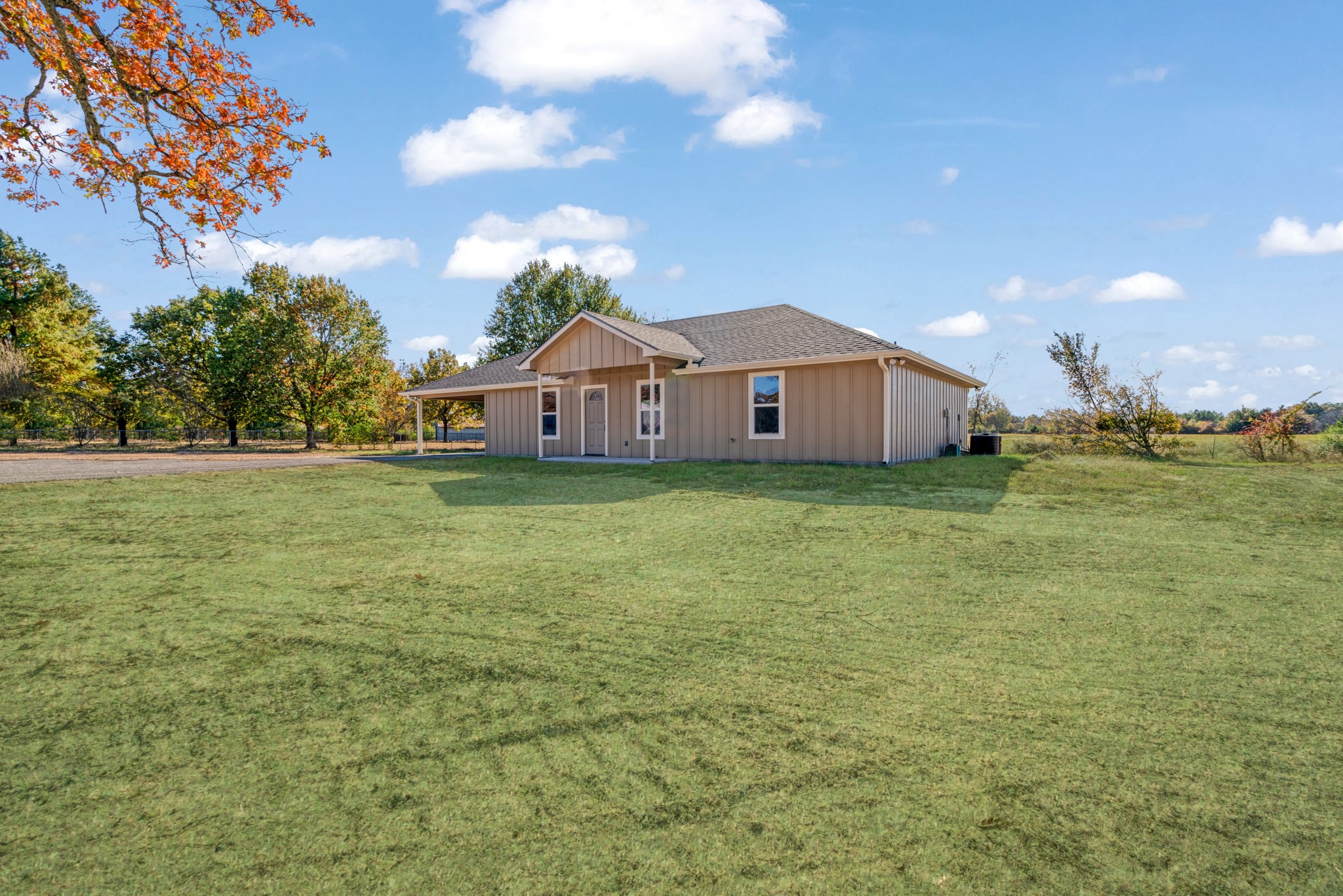728 County Road 44050 Powderly TX 75473