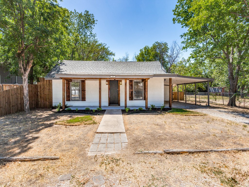 217 N Avenue B Springtown TX 76082