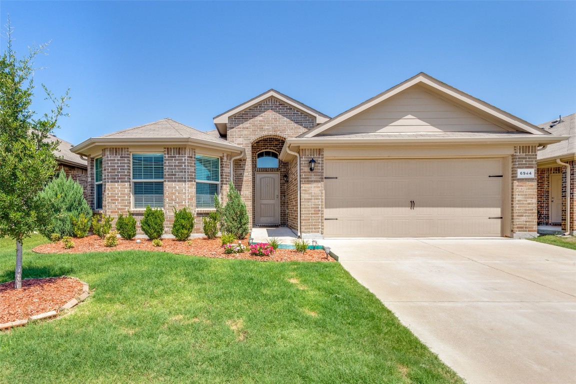 6944 Freeboard Way Fort Worth TX 76179