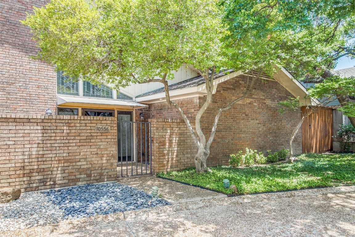 10556 Berry Knoll Drive Dallas TX 75230