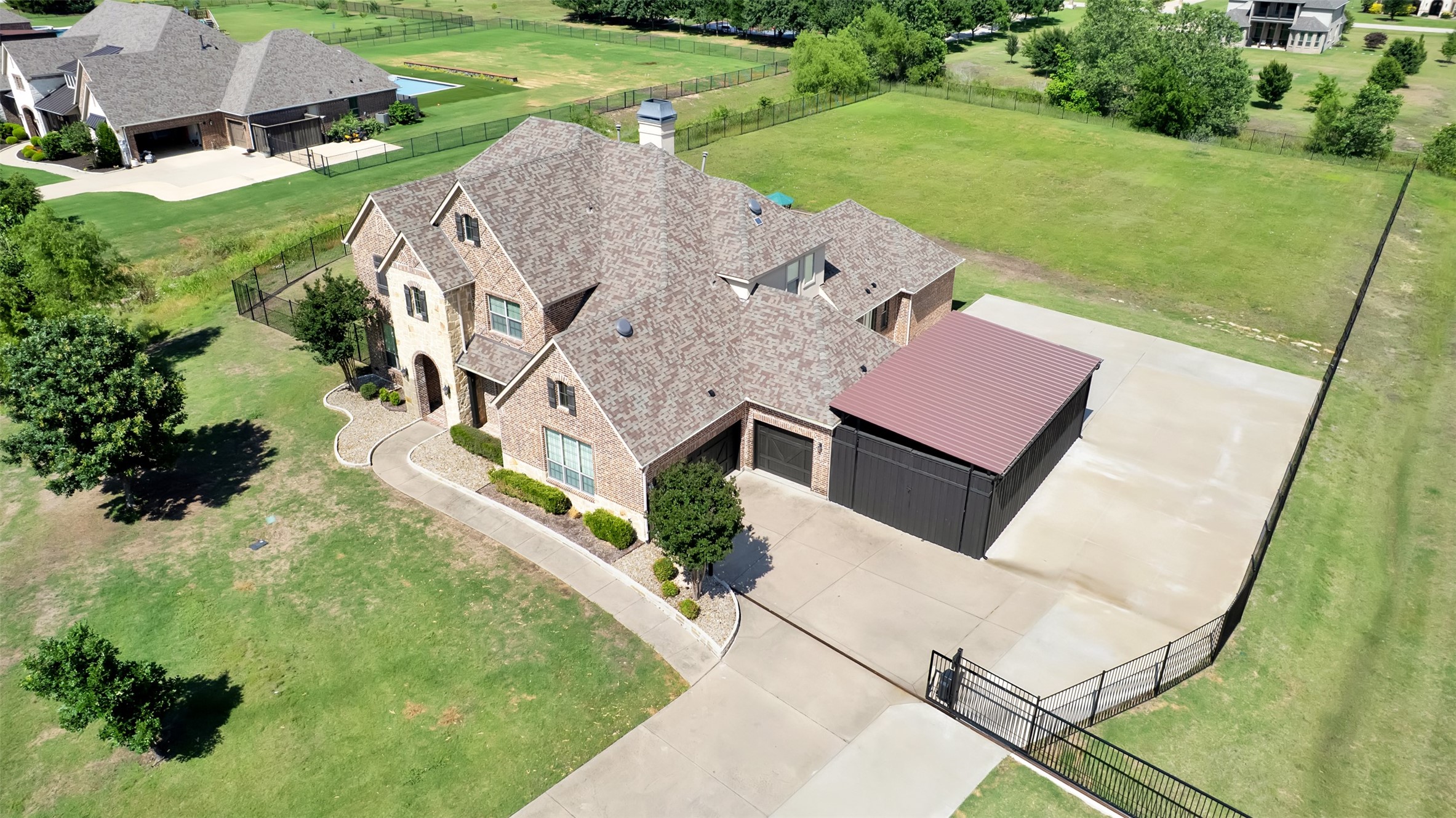 2600 W Hendrix Avenue Lucas TX 75002