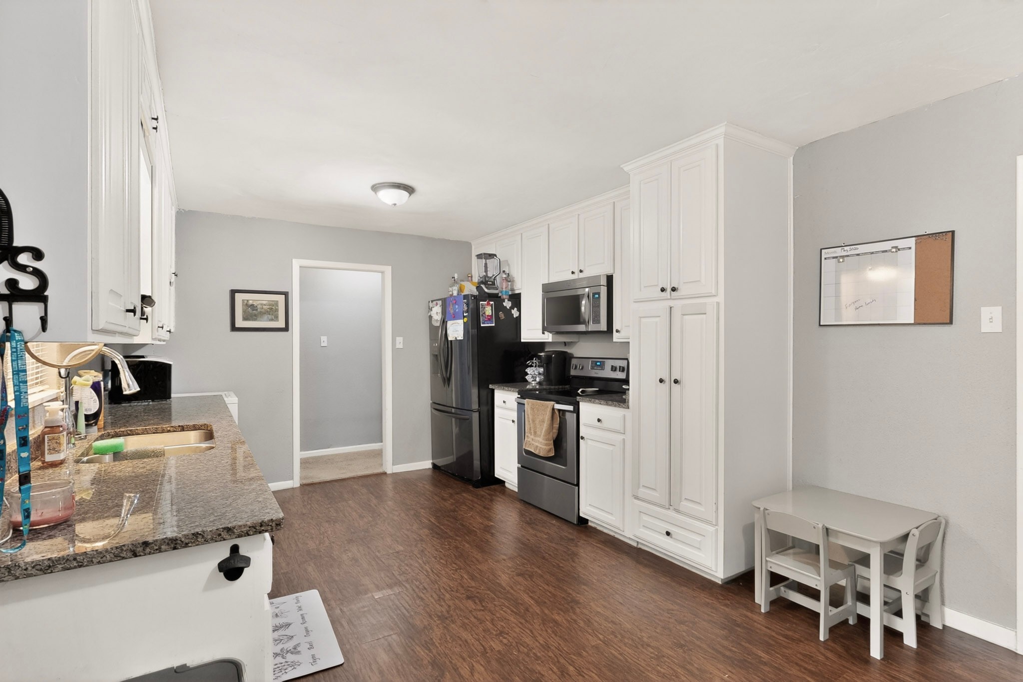 3606 Reeves Street North Richland Hills TX 76117