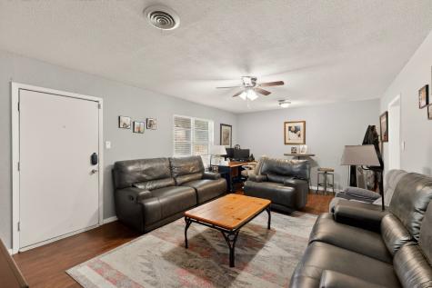 3606 Reeves Street North Richland Hills TX 76117