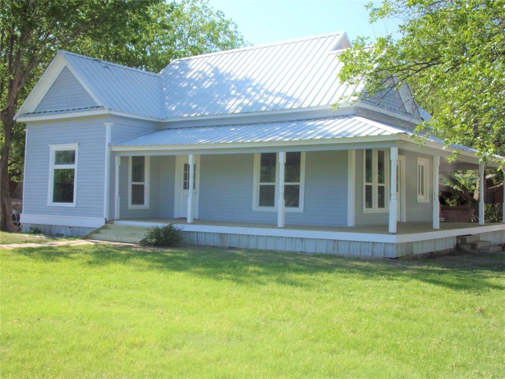1102 W Storey Street San Saba TX 76877
