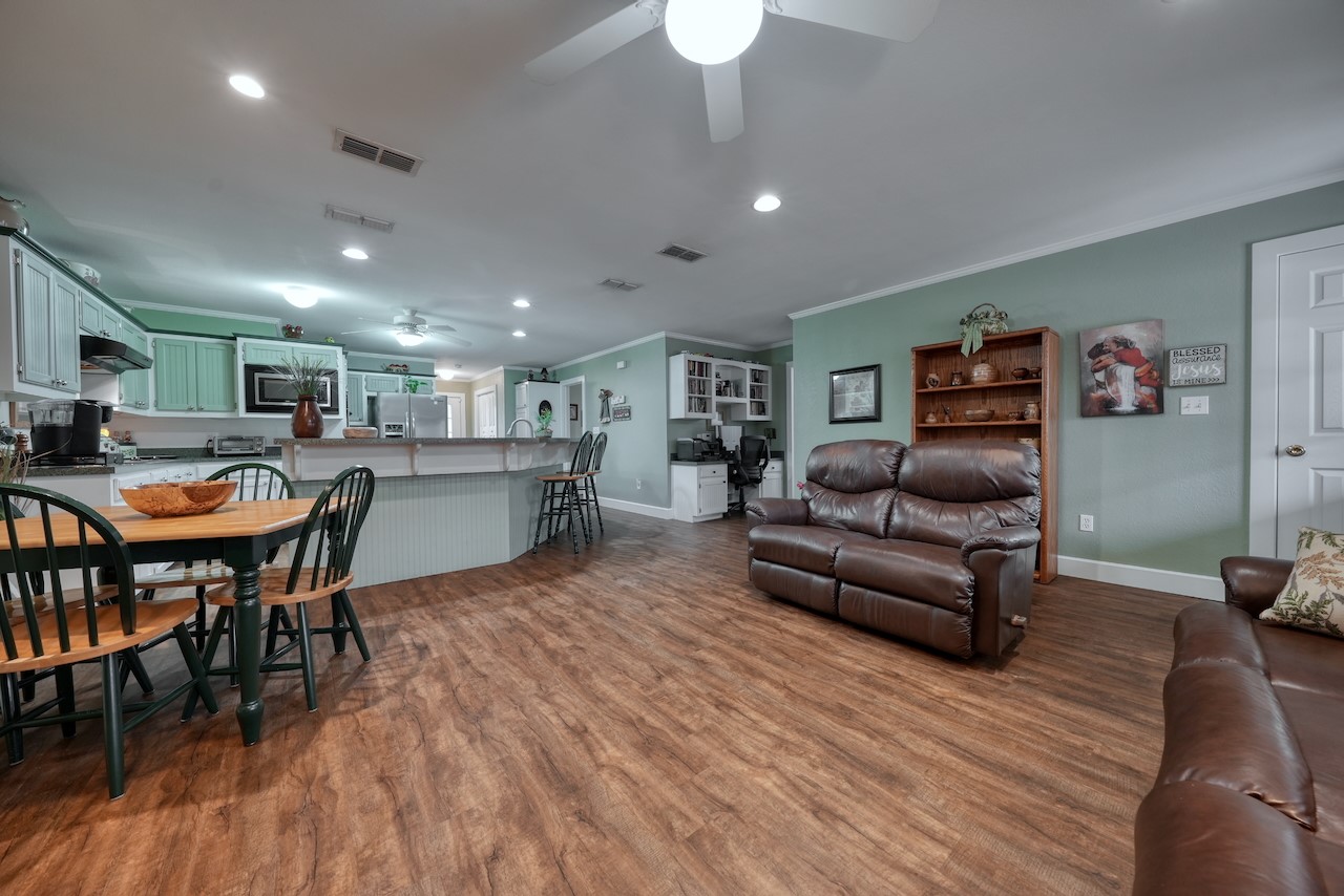 18717 Fm 1804 Lindale TX 75771