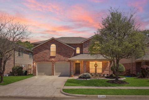 1144 Golden Eagle Court Aubrey TX 76227