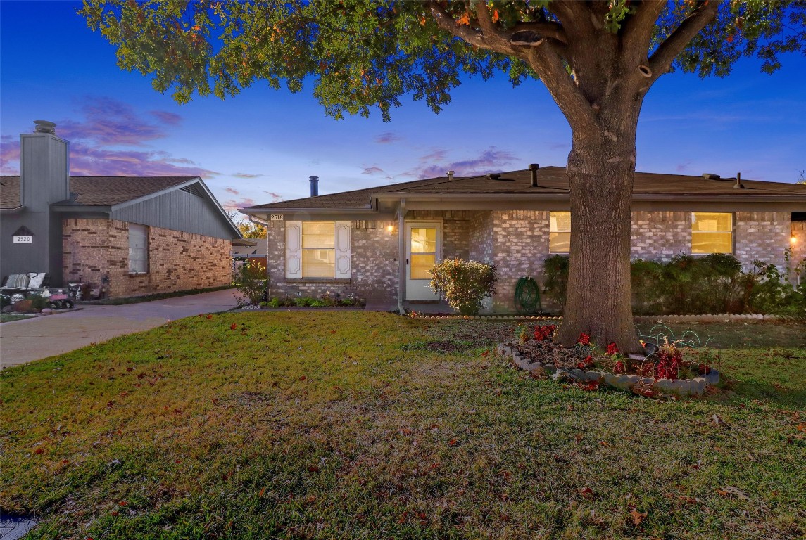 2518 Lido Lane Arlington TX 76015