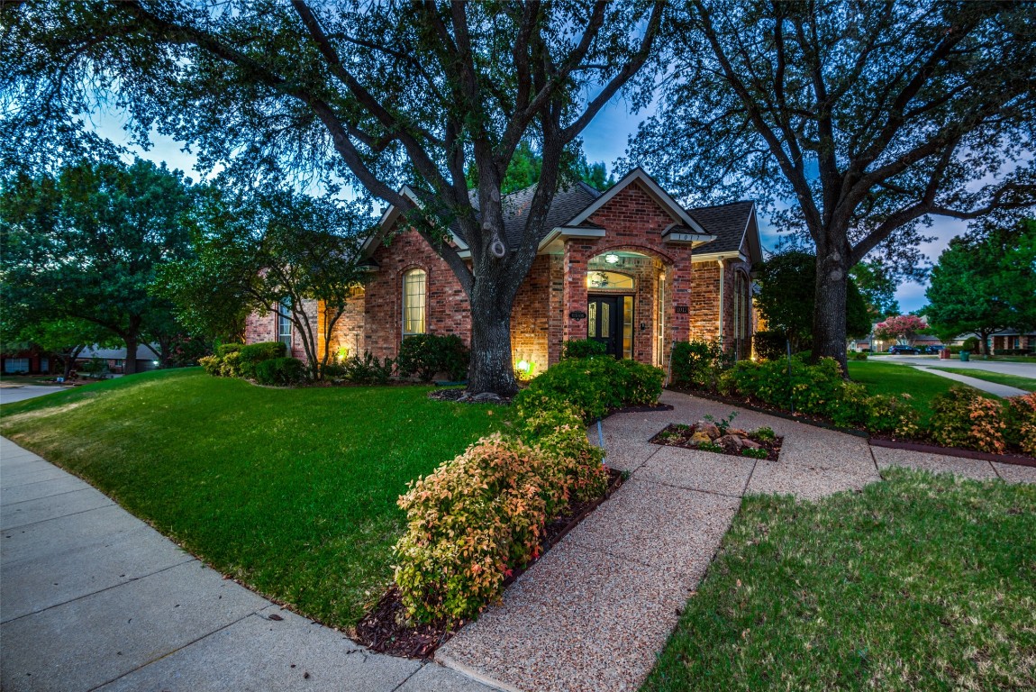 1017 Lakewood Drive Mckinney TX 75072