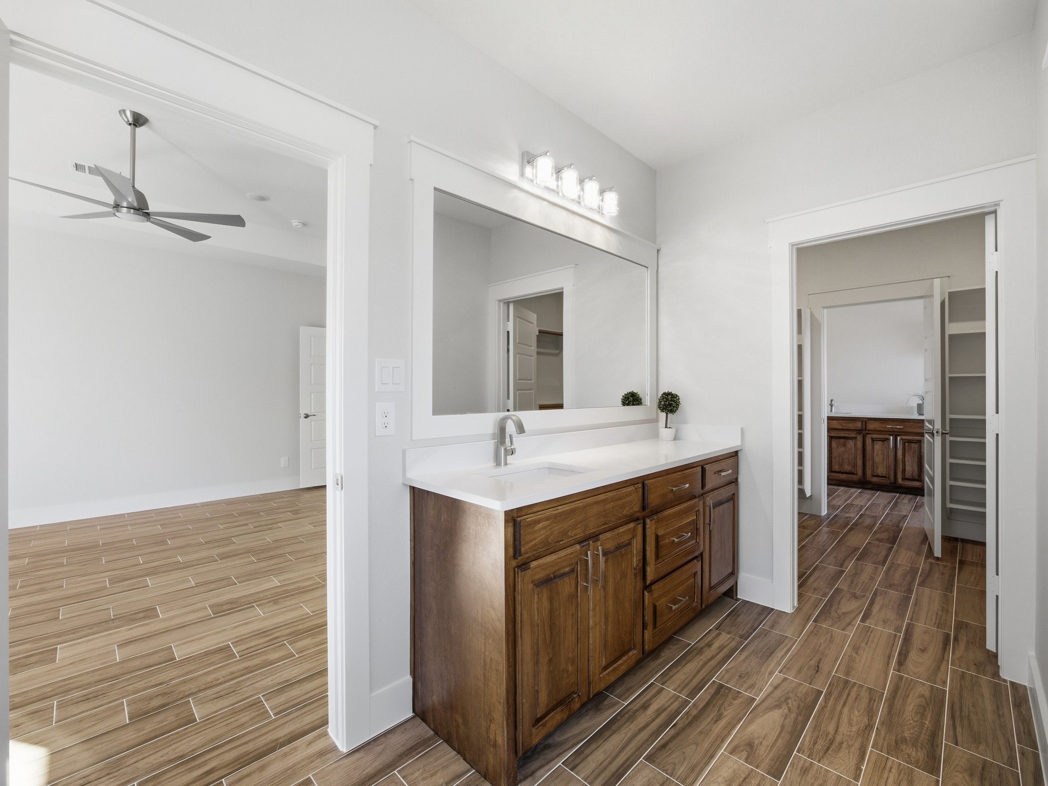 107 W Stagecoach Trail Weatherford TX 76085