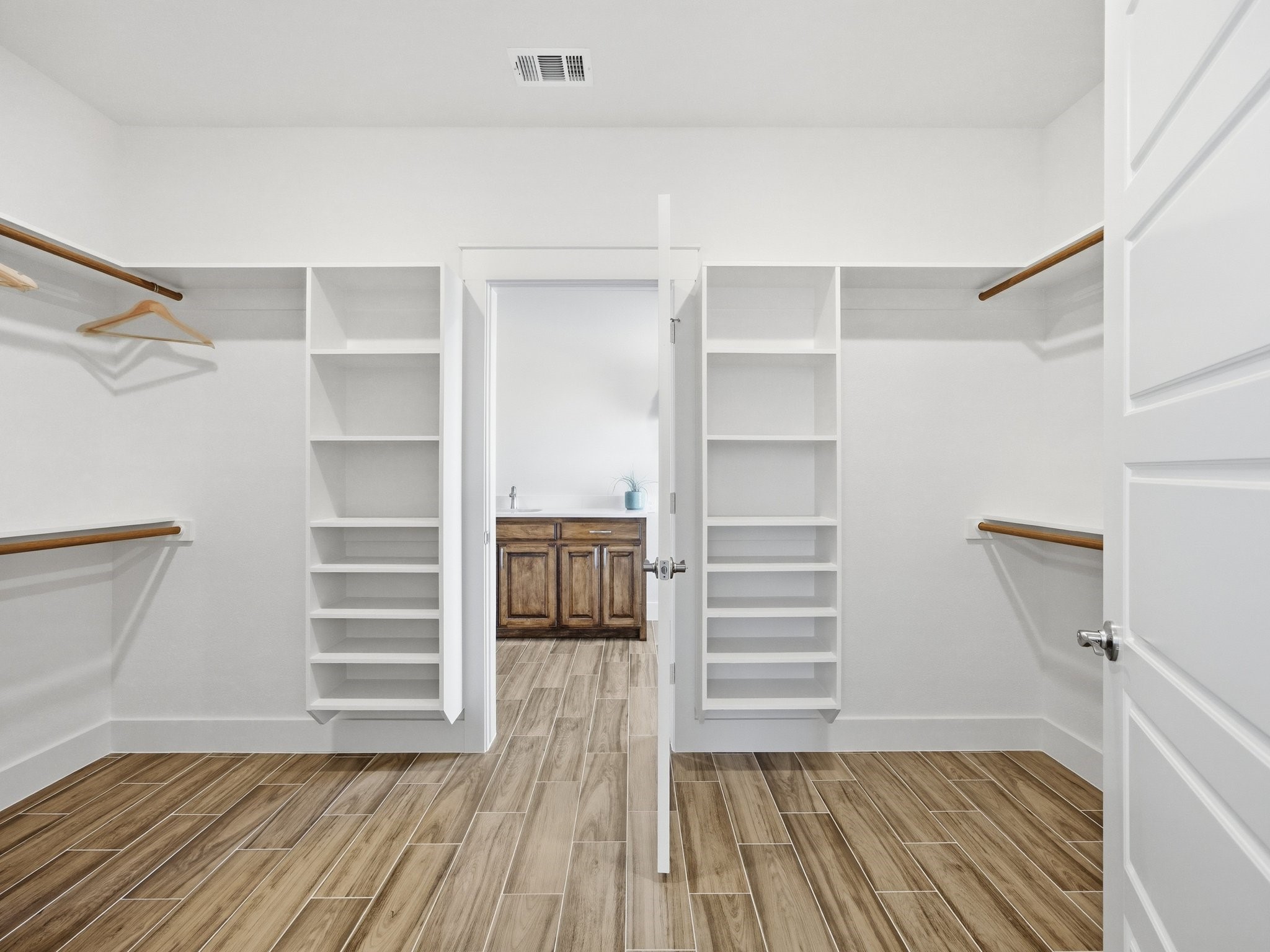 107 W Stagecoach Trail Weatherford TX 76085