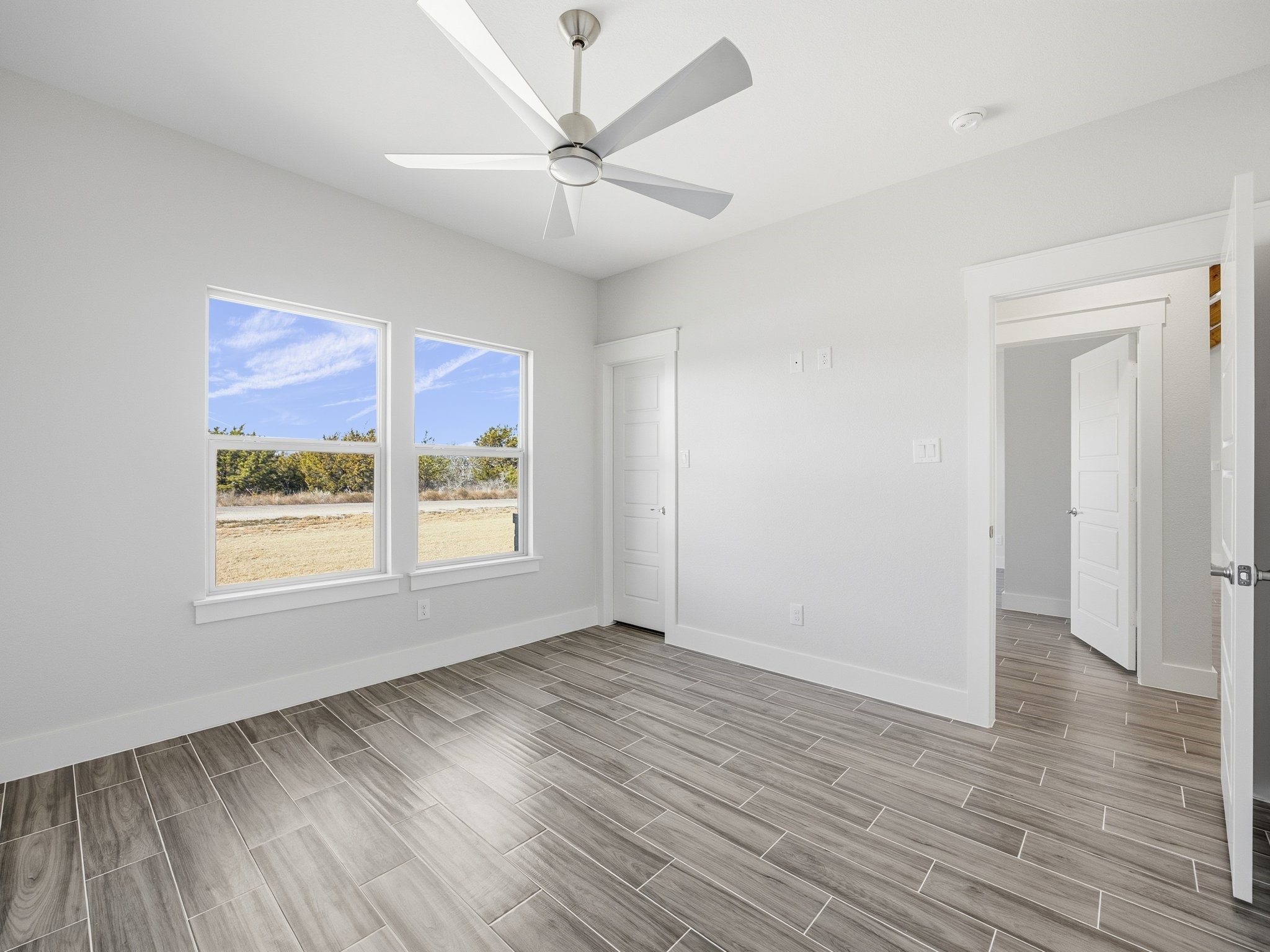 107 W Stagecoach Trail Weatherford TX 76085
