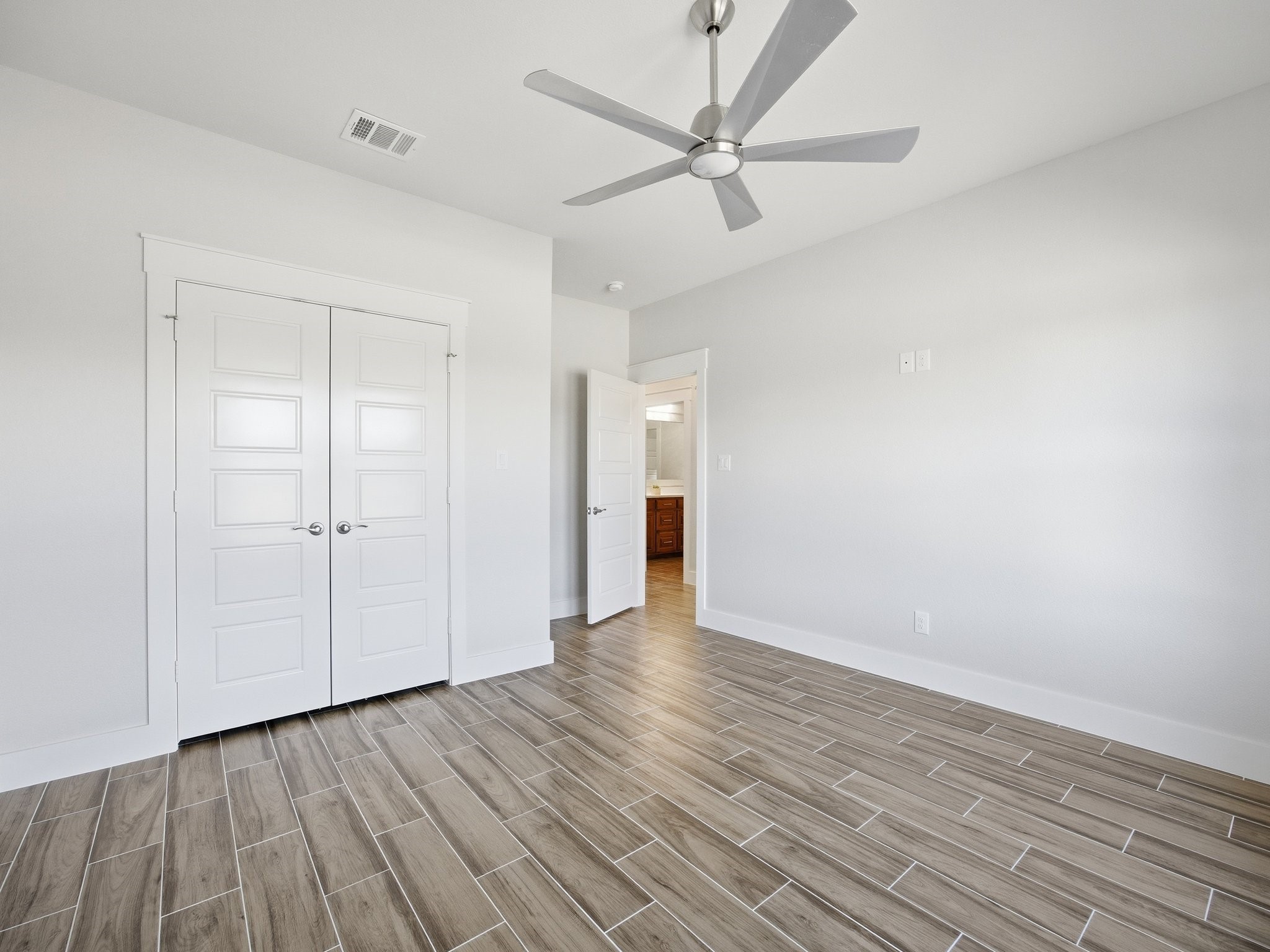 107 W Stagecoach Trail Weatherford TX 76085