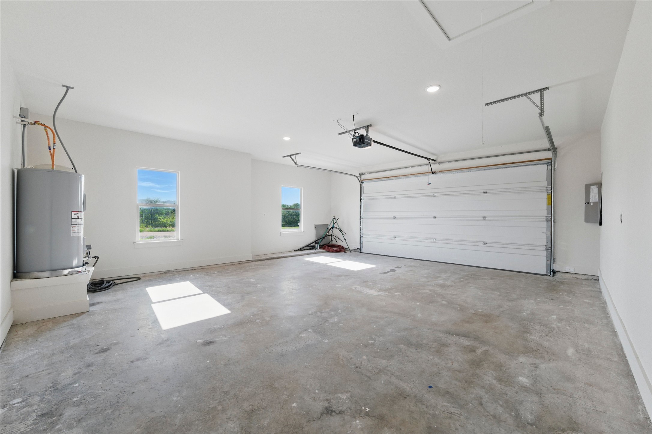 107 W Stagecoach Trail Weatherford TX 76085