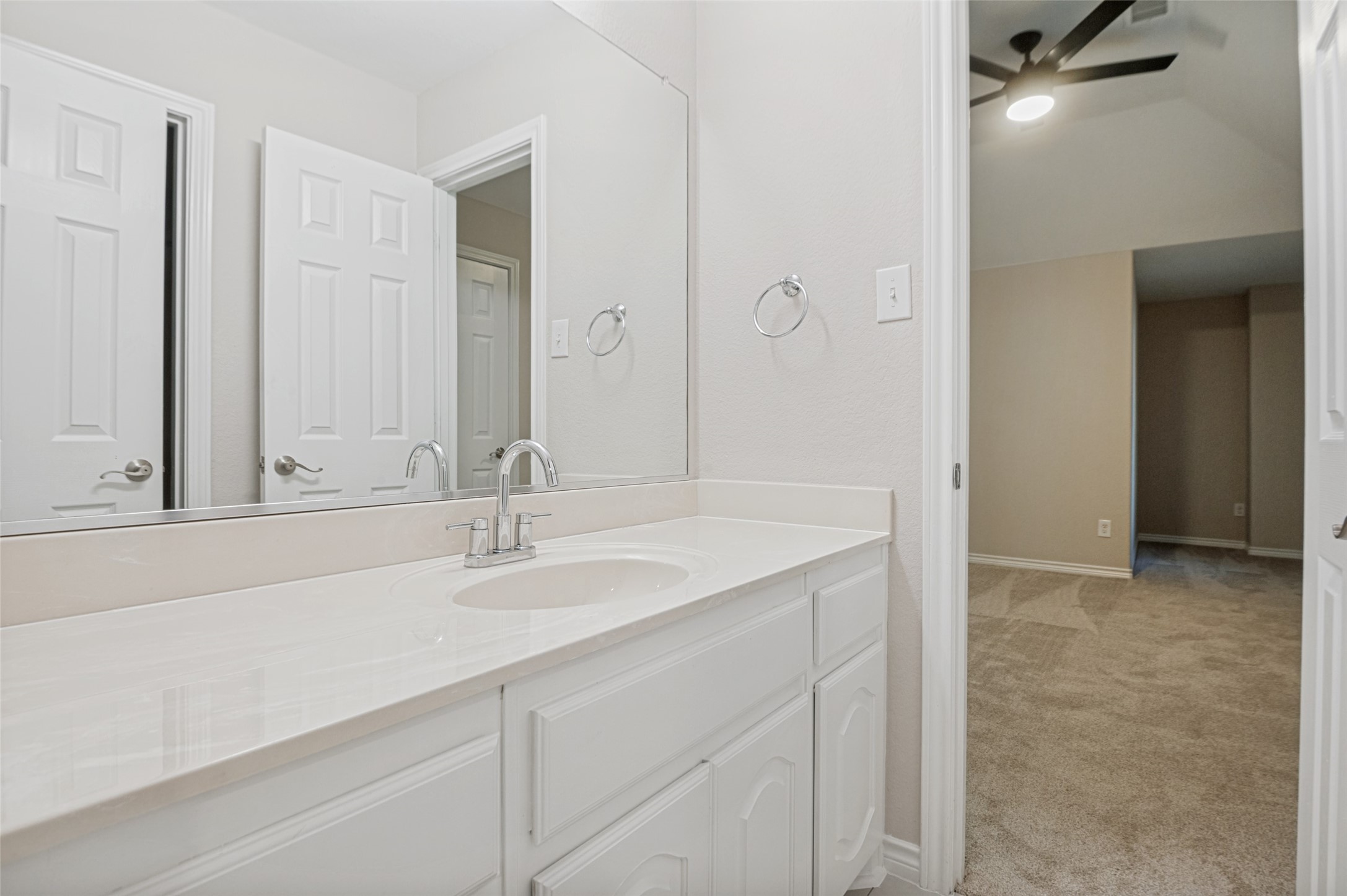 7028 Playa Grand Prairie TX 75054