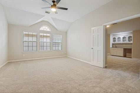 7028 Playa Grand Prairie TX 75054