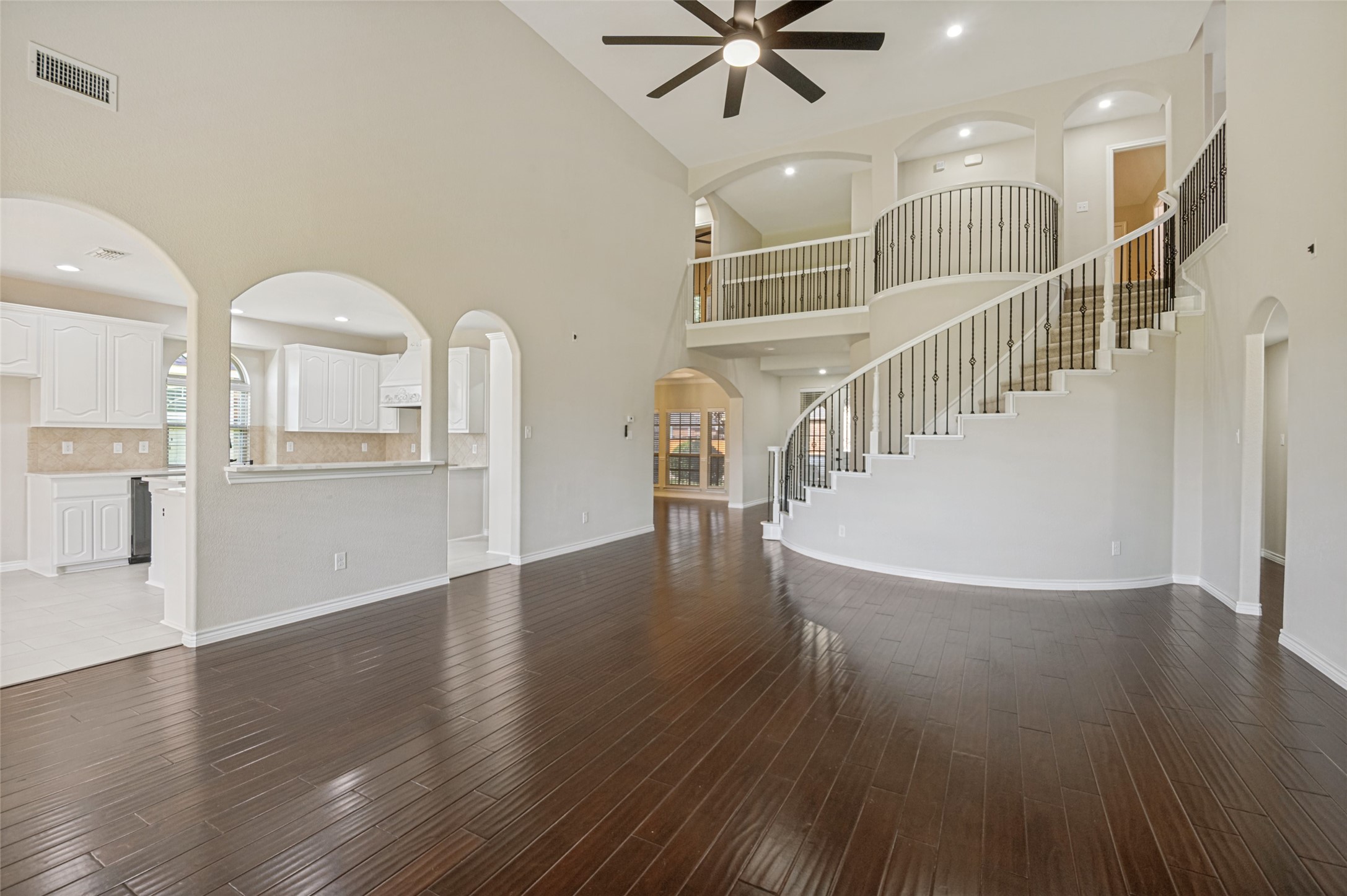 7028 Playa Grand Prairie TX 75054