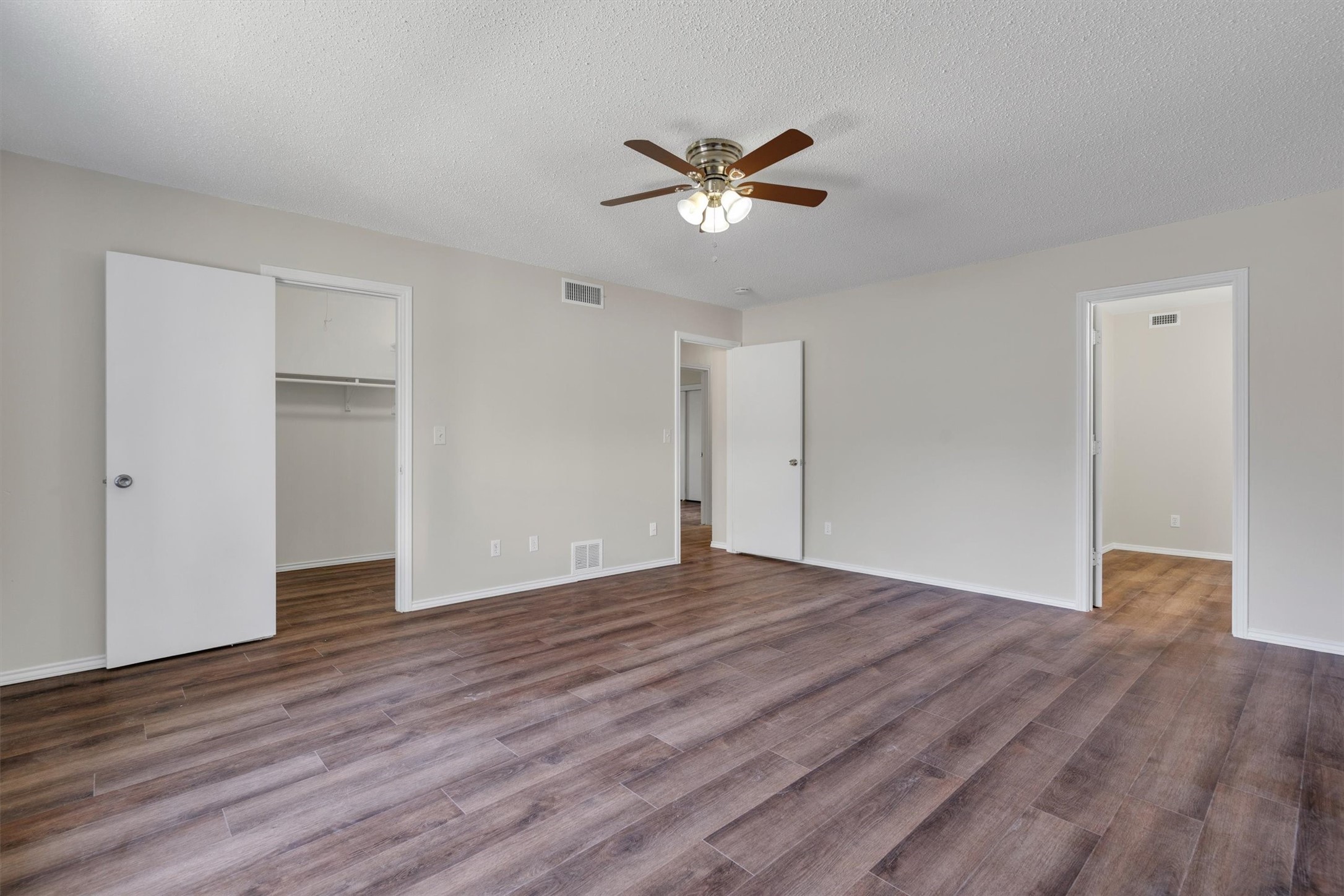 209 Mistletoe Lane Keene TX 76059