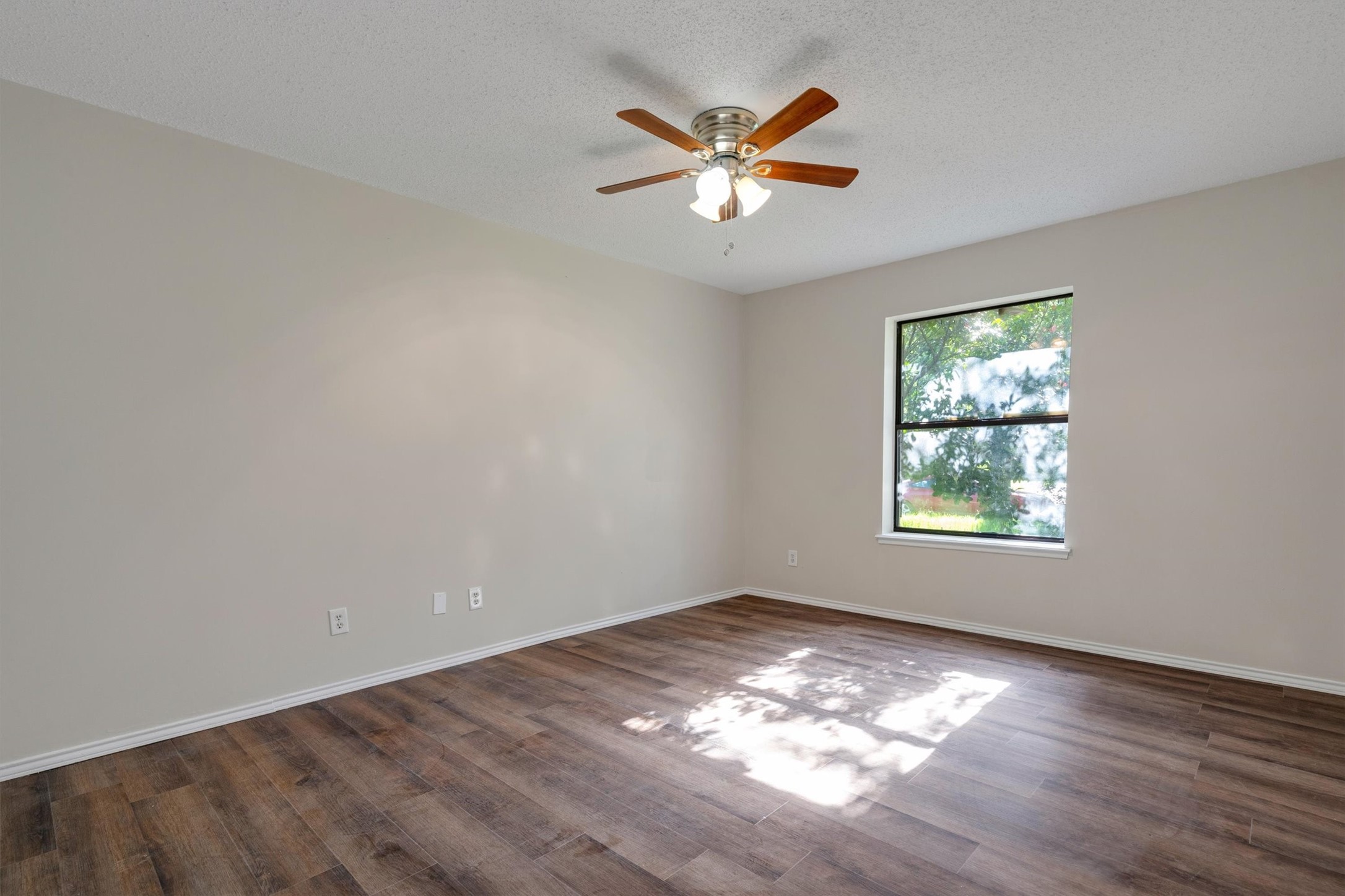 209 Mistletoe Lane Keene TX 76059