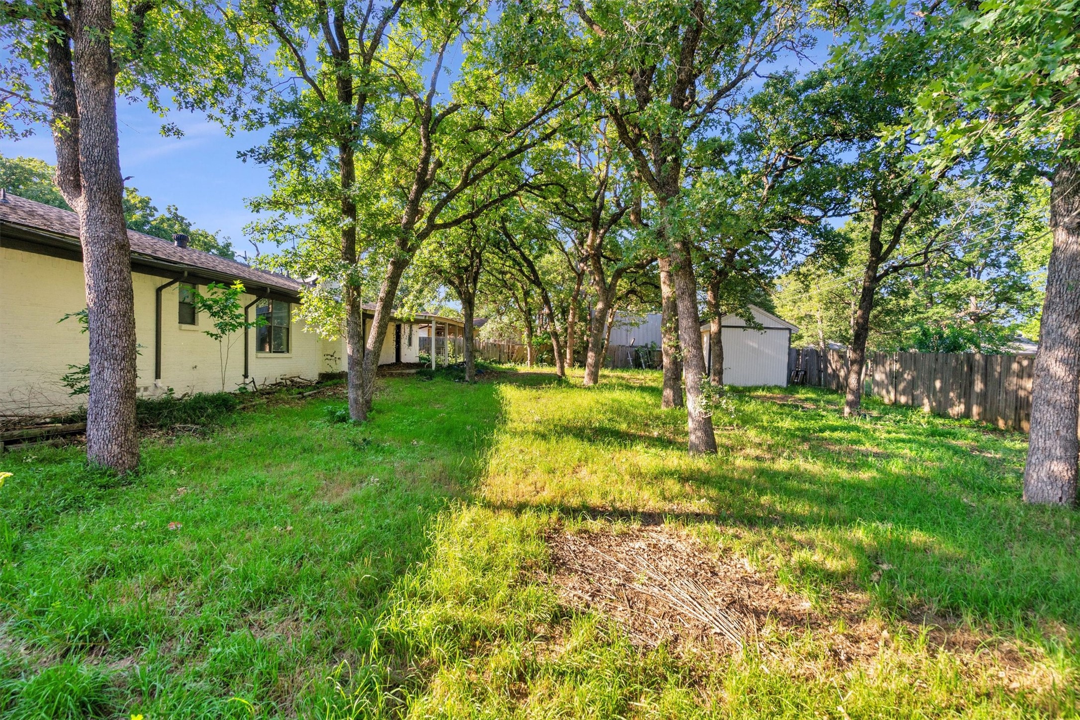209 Mistletoe Lane Keene TX 76059