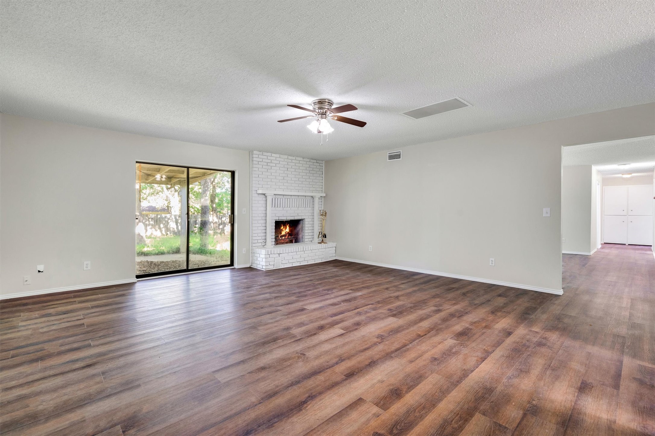 209 Mistletoe Lane Keene TX 76059