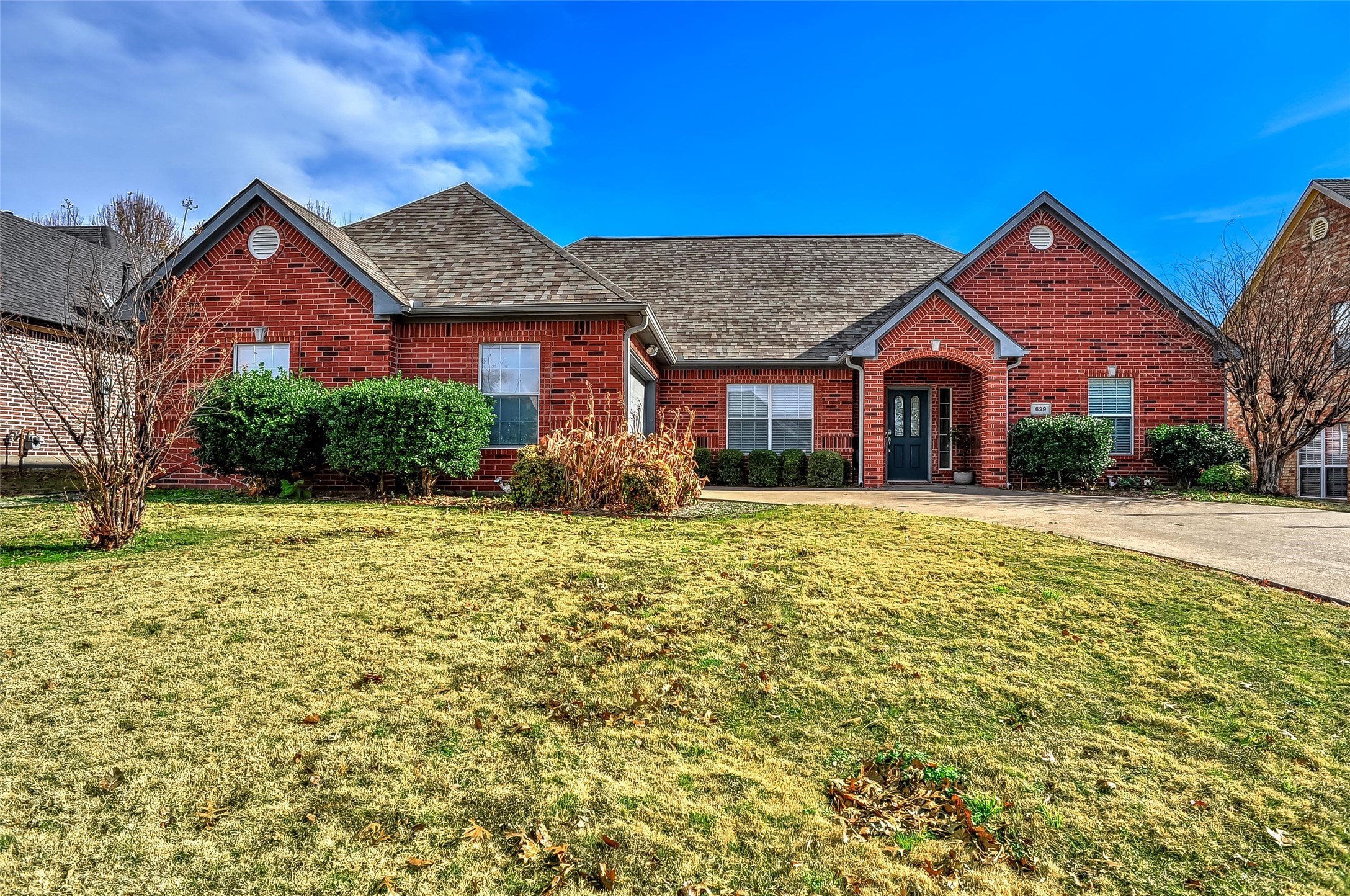 629 Clay Lane Sherman TX 75092