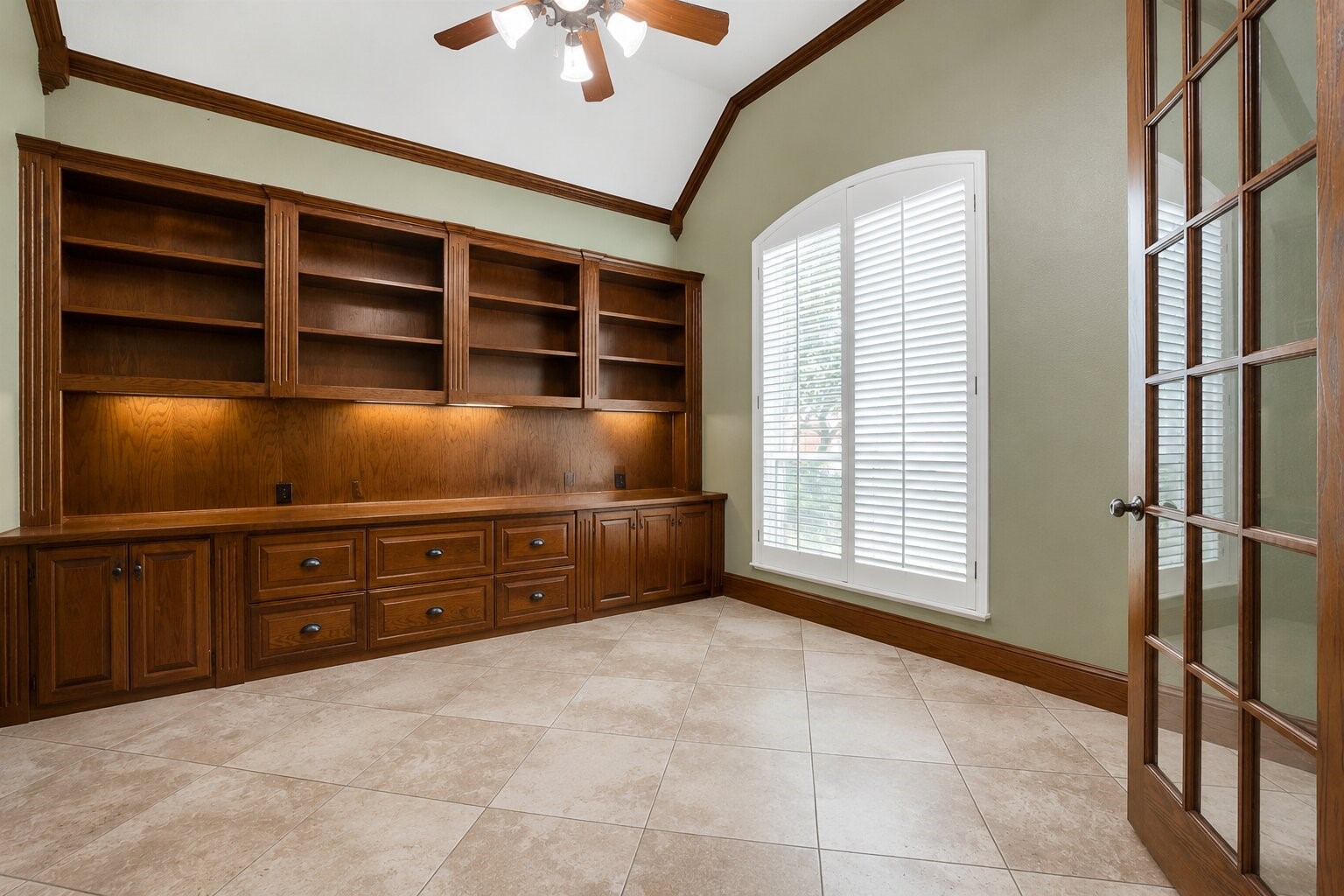 2613 Bitternut Drive Richardson TX 75082