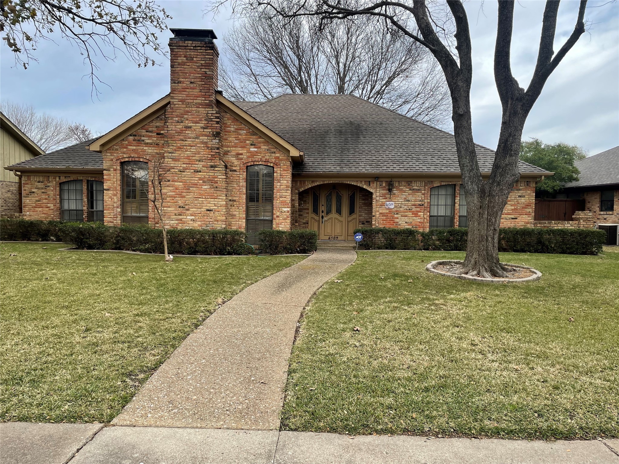 6509 La Manga Drive Dallas TX 75248