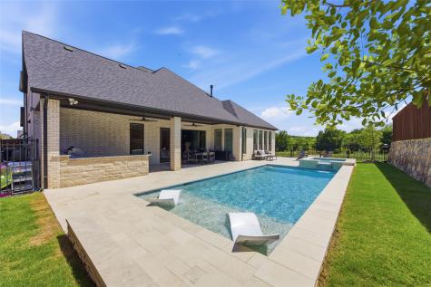 2216 Winding Creek Circle Fort Worth TX 76008