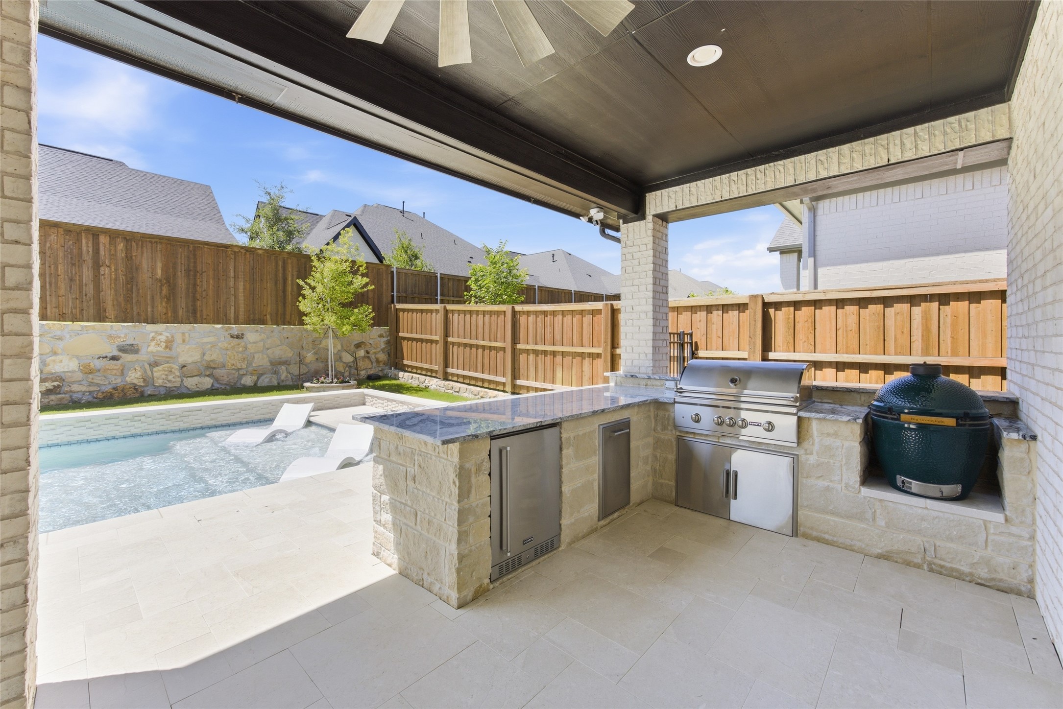 2216 Winding Creek Circle Fort Worth TX 76008