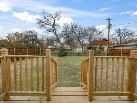 10209 Casa View Drive Dallas TX 75228
