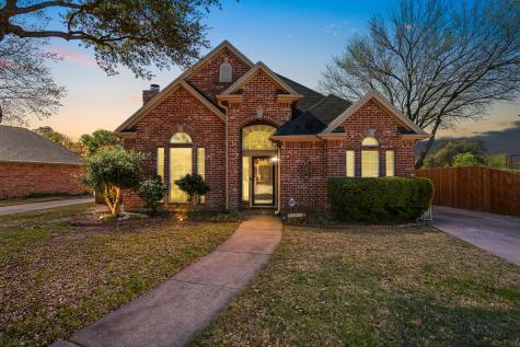 4100 Blue Feather Court Arlington TX 76016