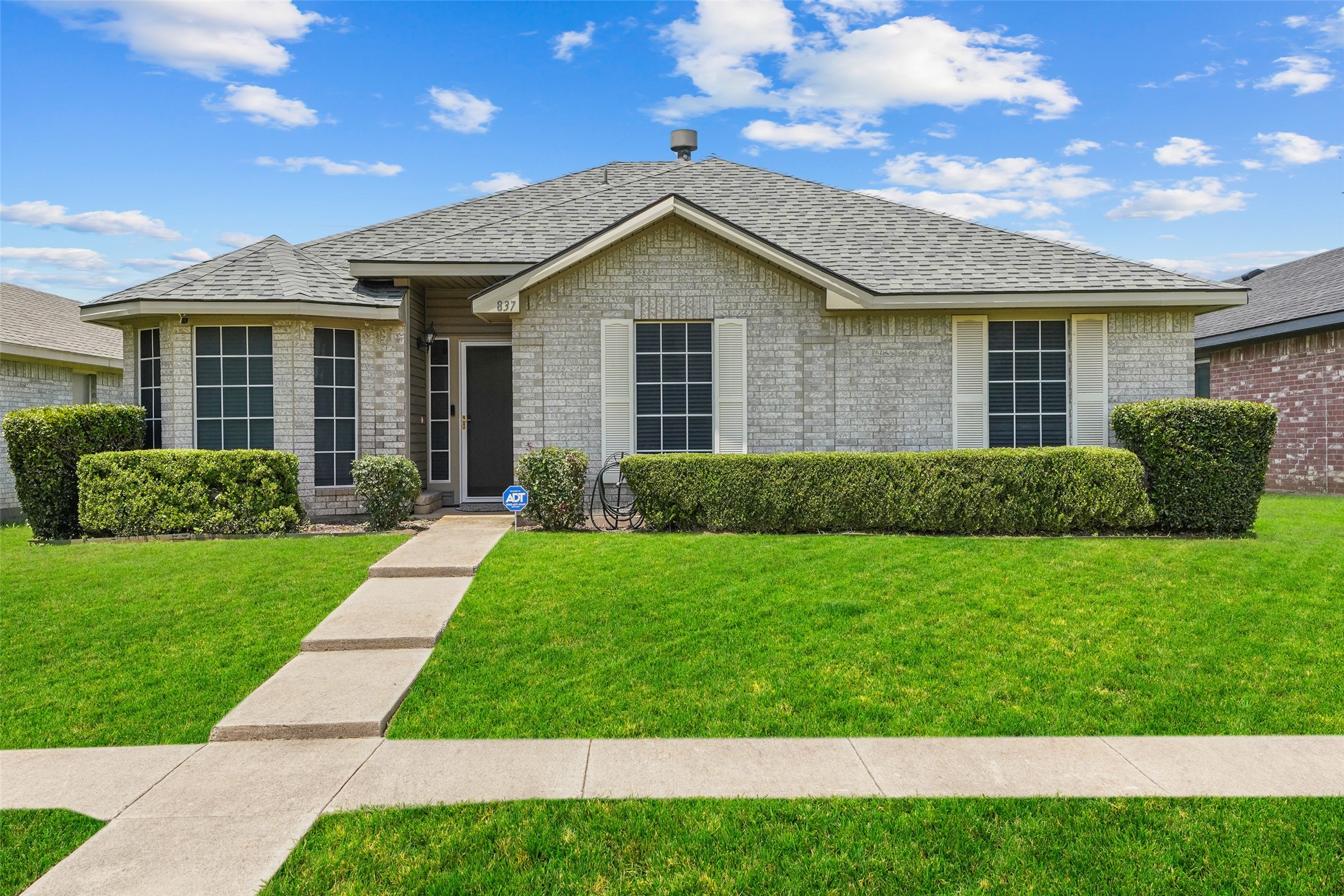 837 Applewood Drive Cedar Hill TX 75104
