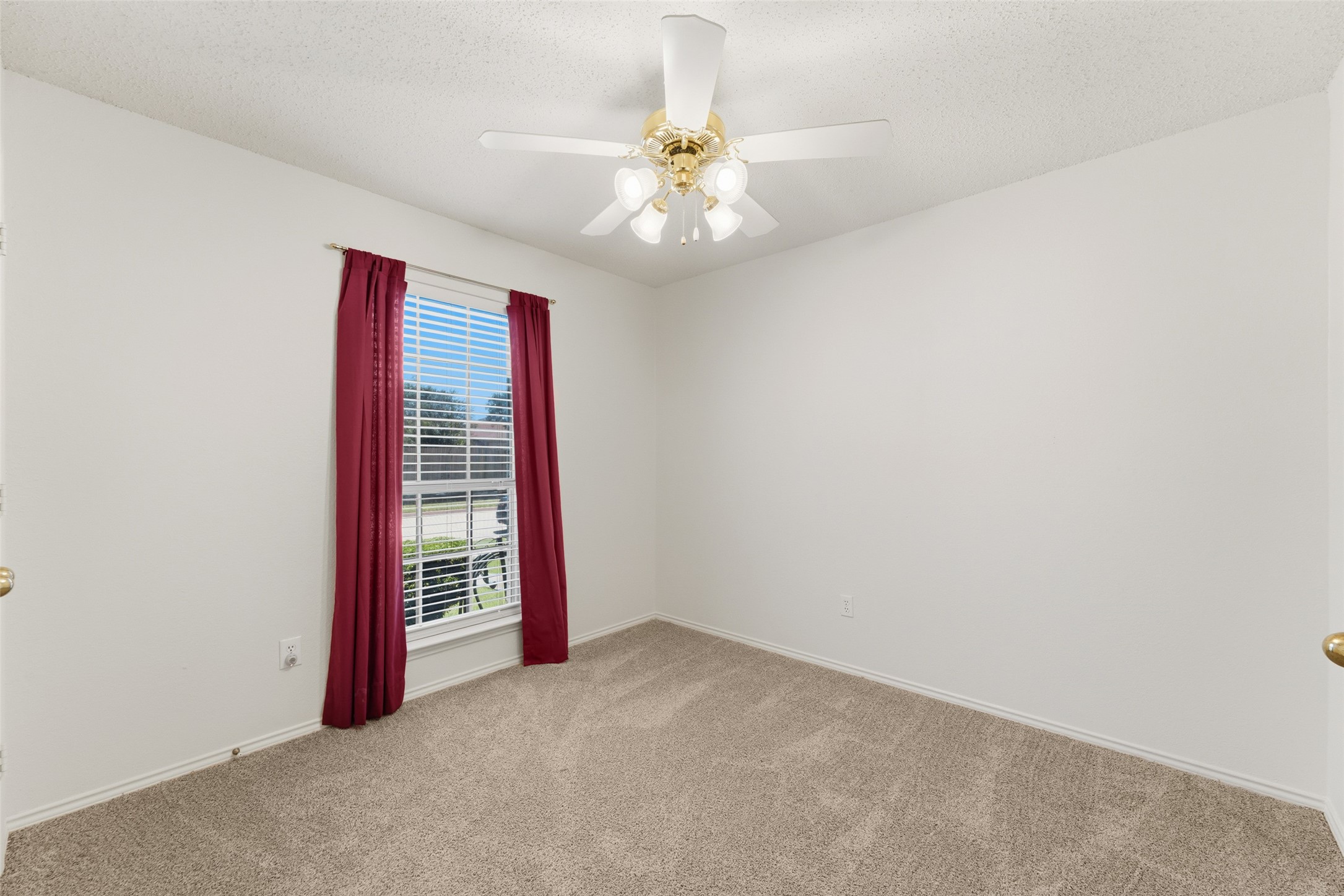 837 Applewood Drive Cedar Hill TX 75104