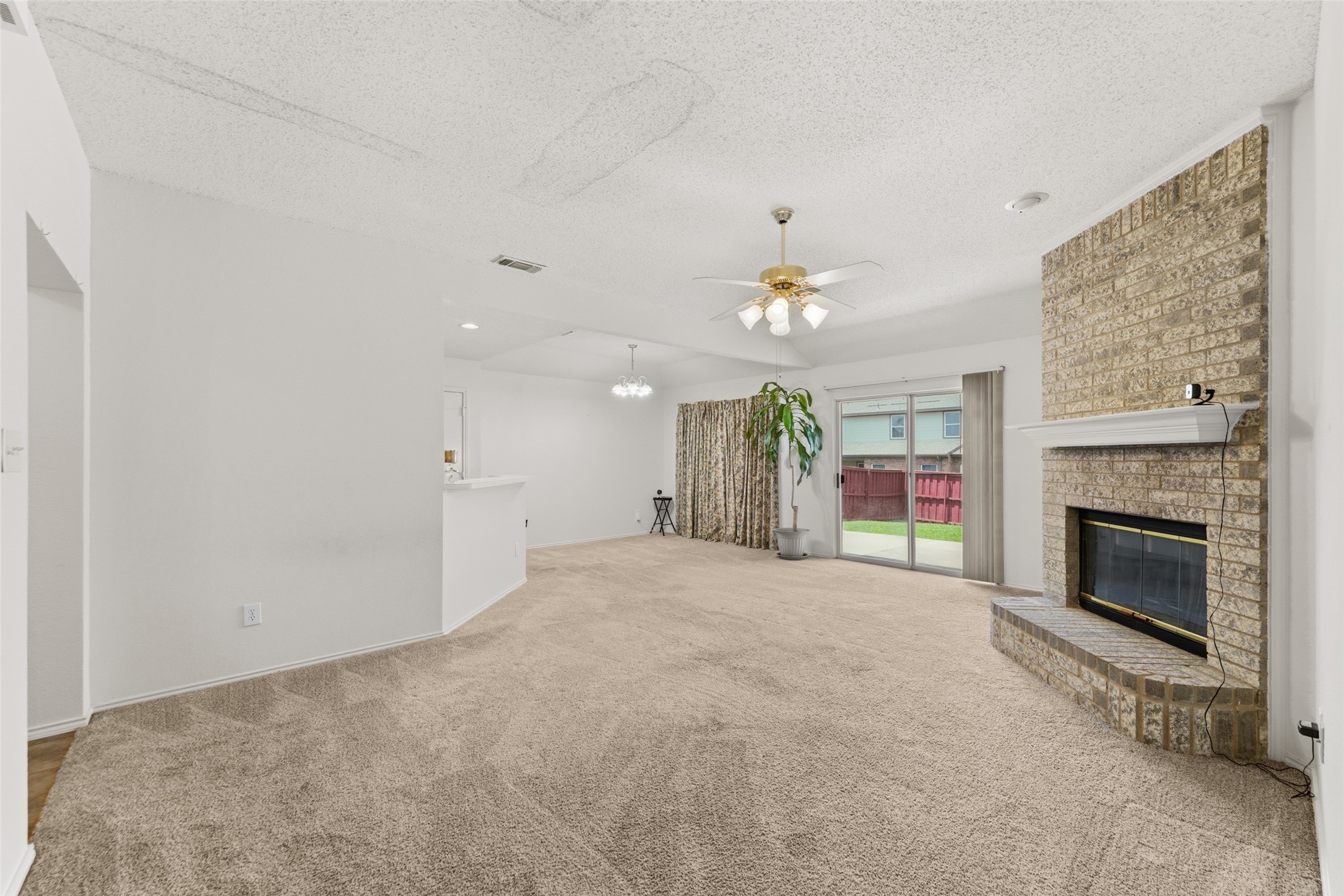 837 Applewood Drive Cedar Hill TX 75104