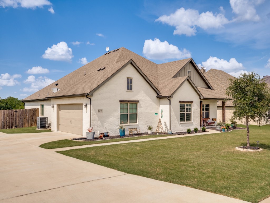 14712 Crystal Spring Drive Justin TX 76247