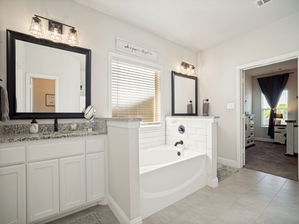 14712 Crystal Spring Drive Justin TX 76247