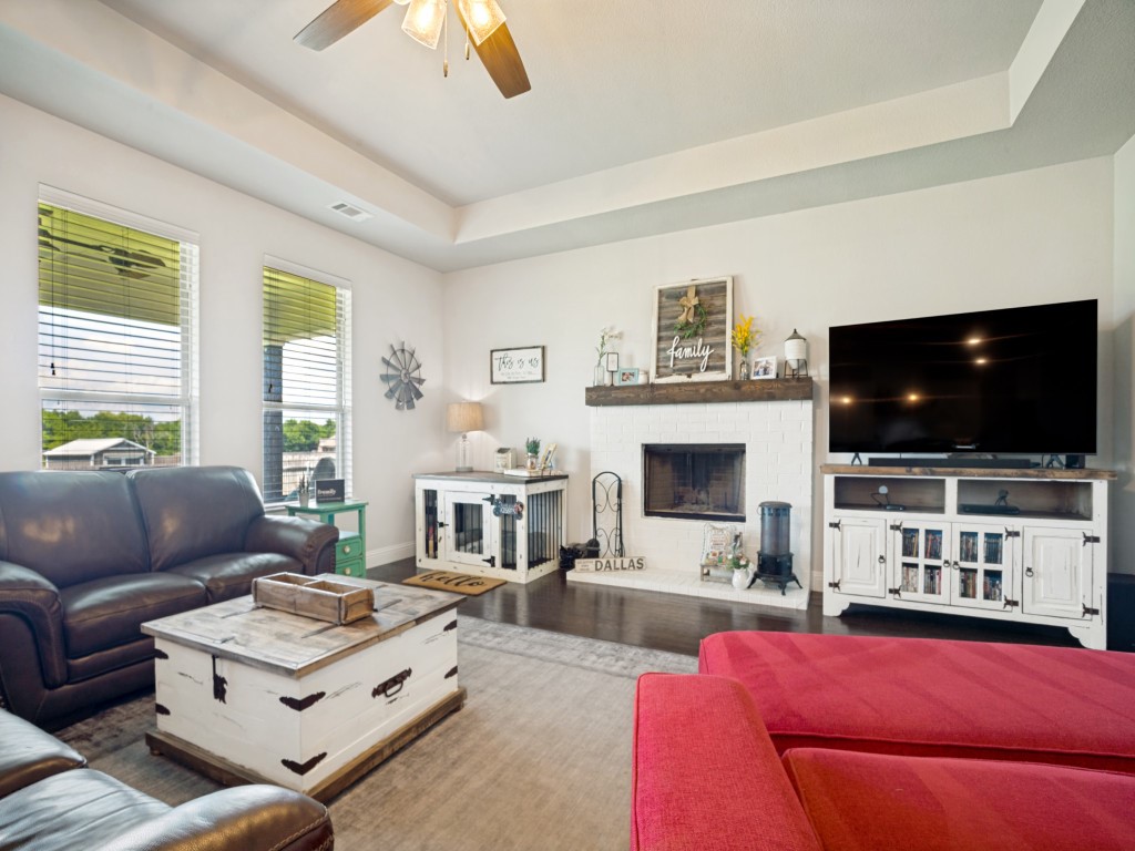 14712 Crystal Spring Drive Justin TX 76247