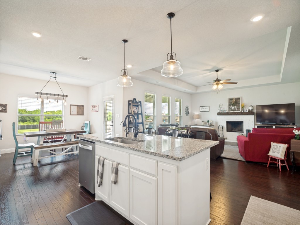 14712 Crystal Spring Drive Justin TX 76247