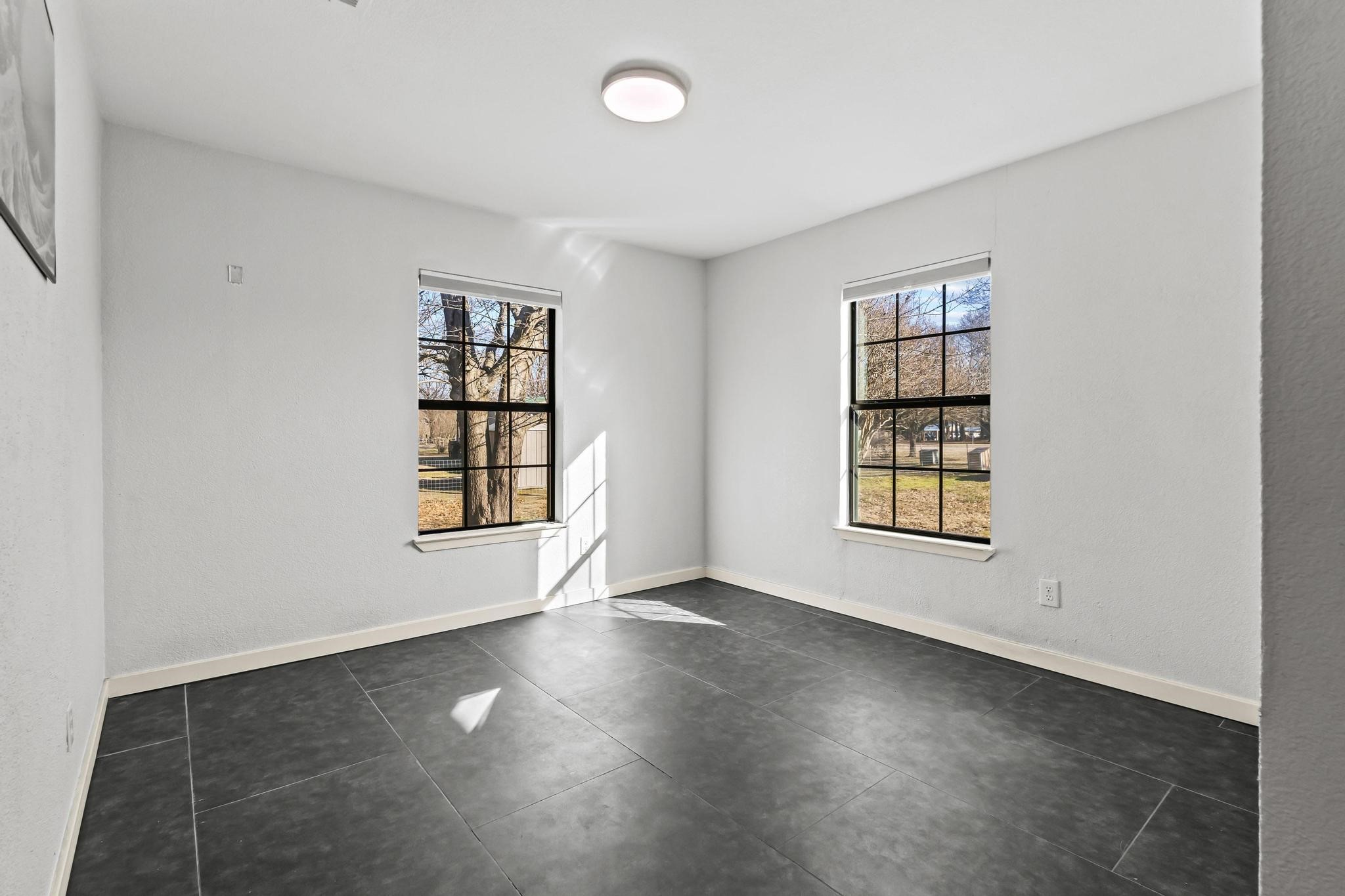 4572 County Road 2700 Telephone TX 75488