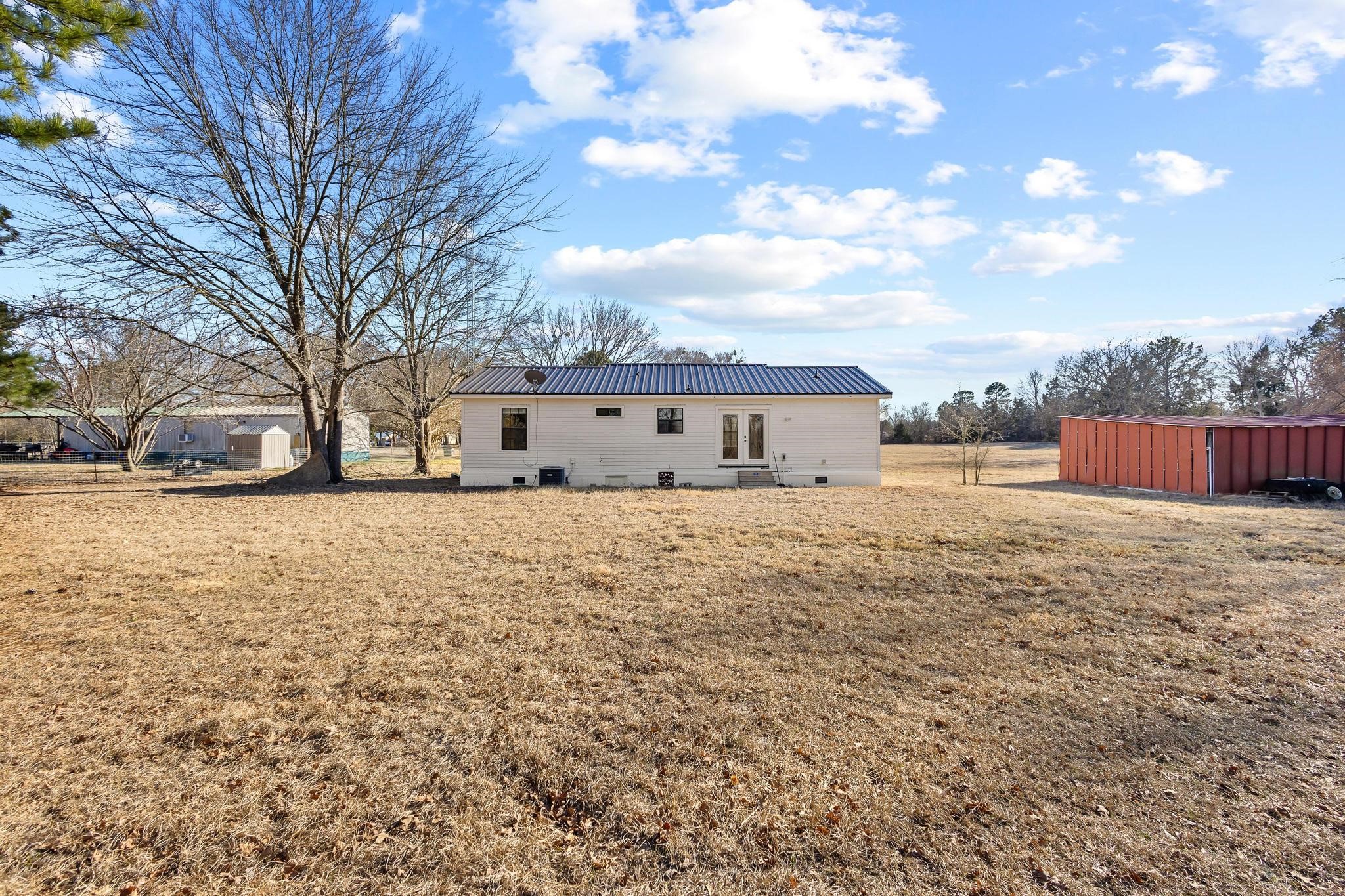 4572 County Road 2700 Telephone TX 75488
