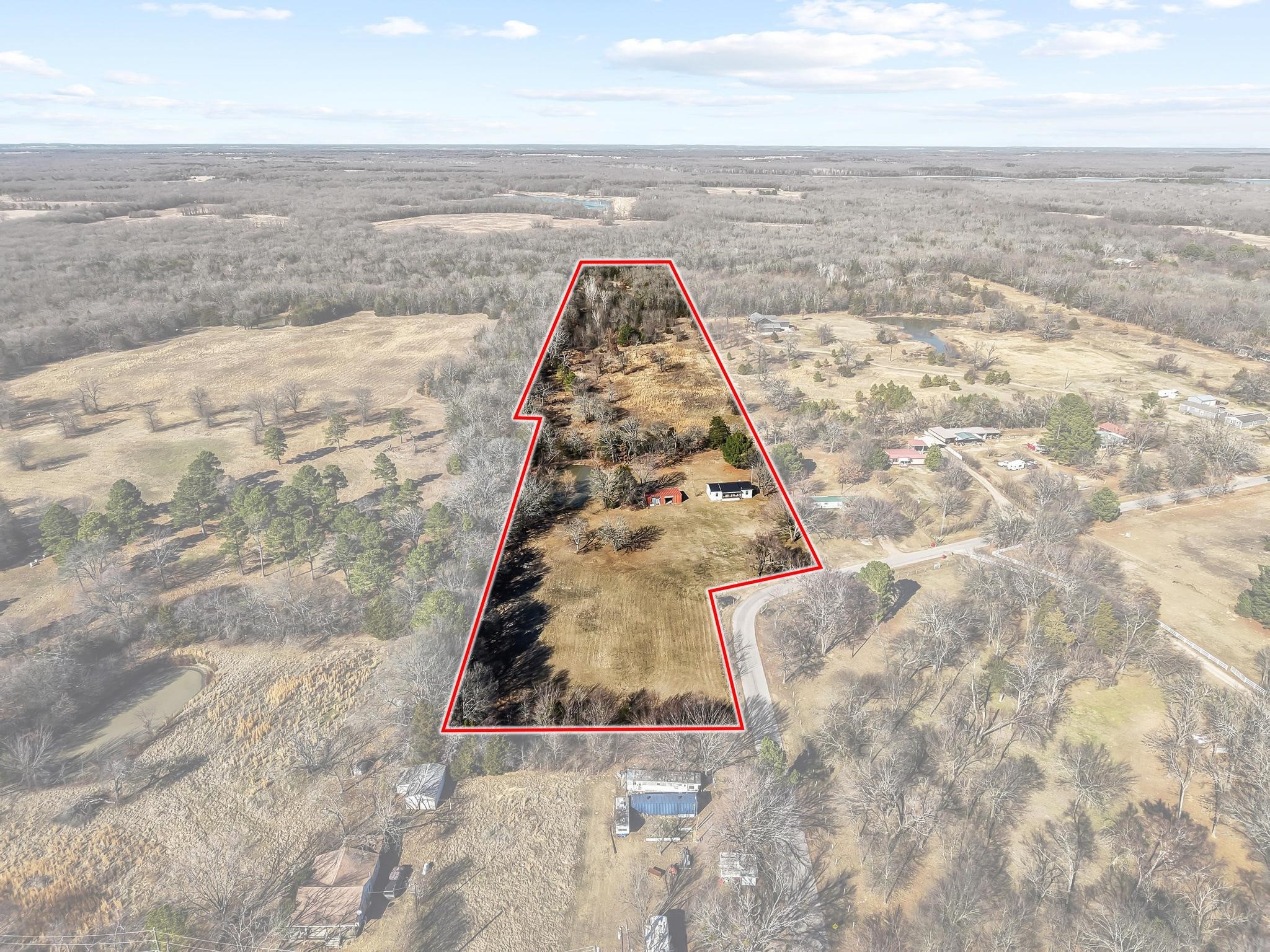 4572 County Road 2700 Telephone TX 75488