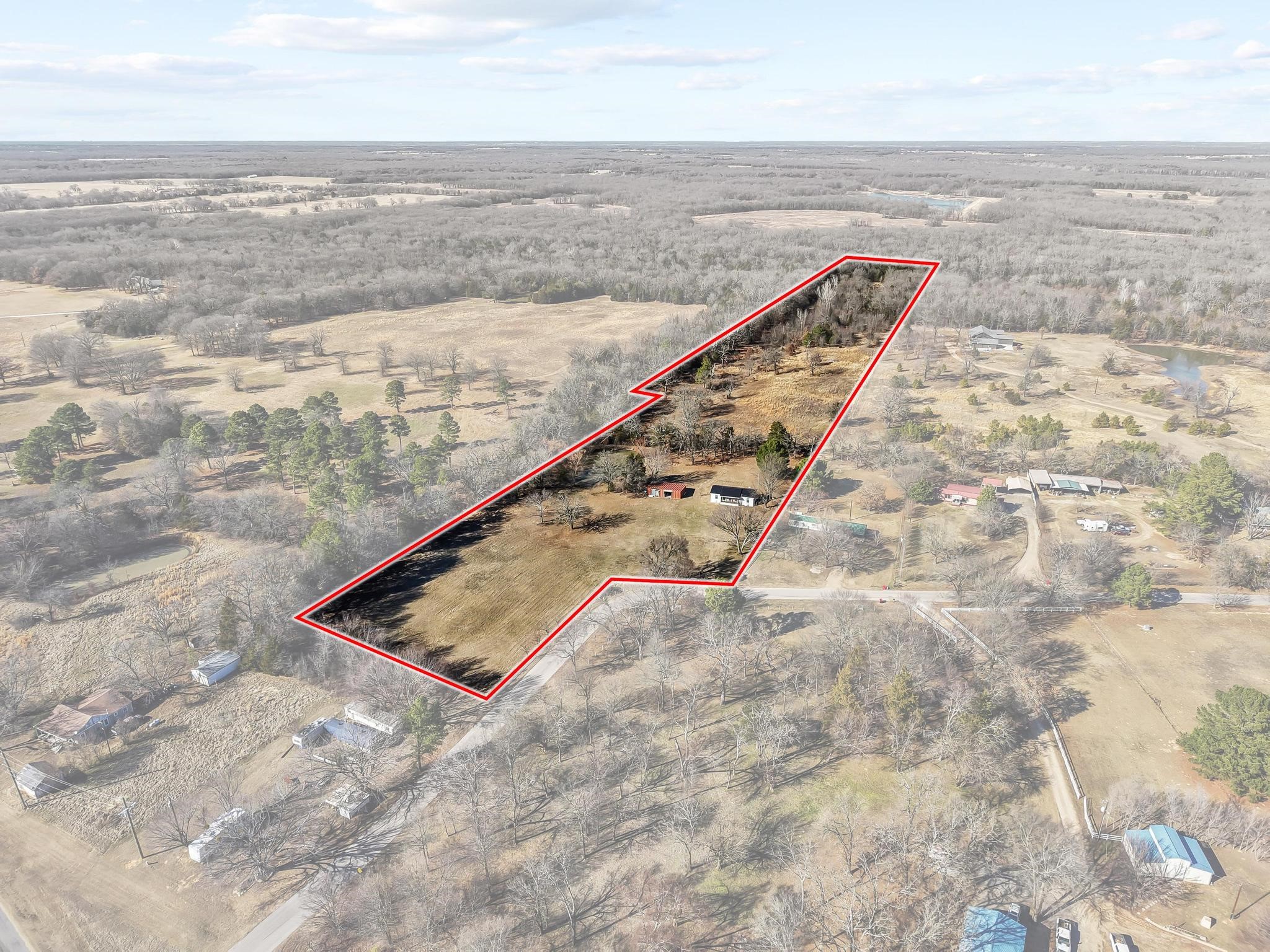 4572 County Road 2700 Telephone TX 75488