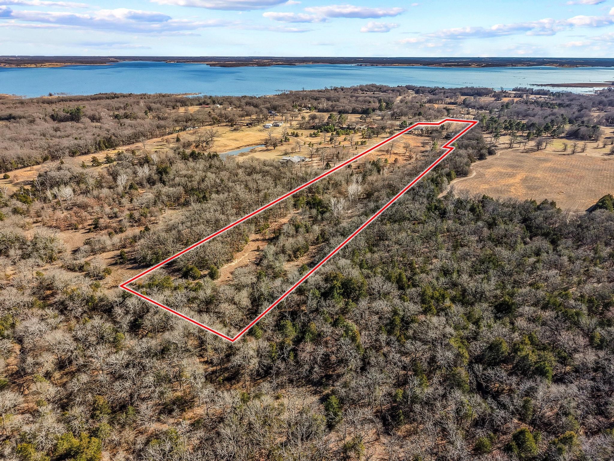 4572 County Road 2700 Telephone TX 75488
