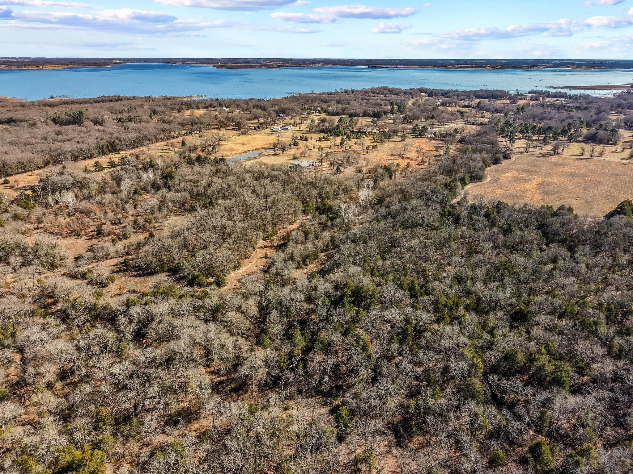 4572 County Road 2700 Telephone TX 75488