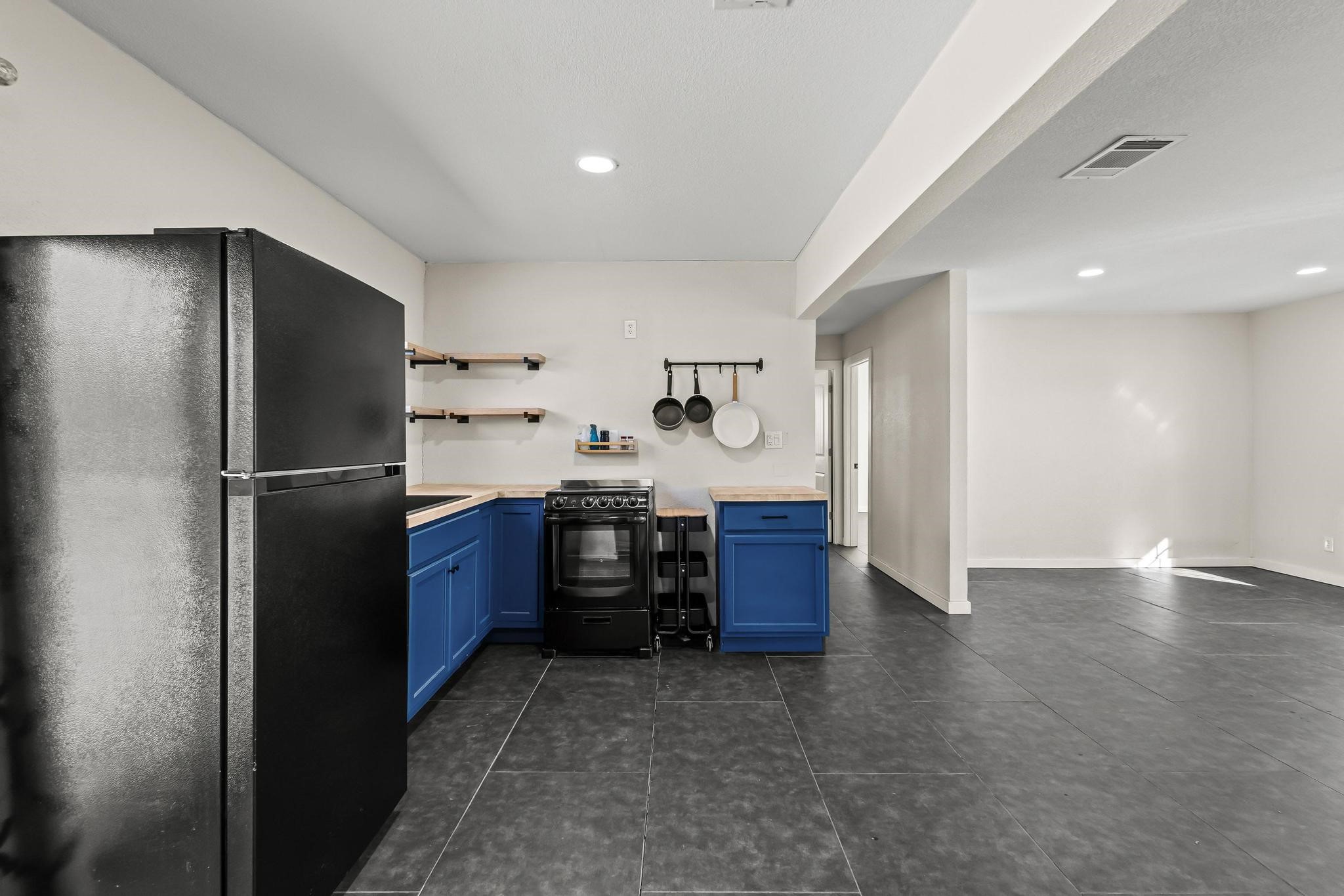 4572 County Road 2700 Telephone TX 75488